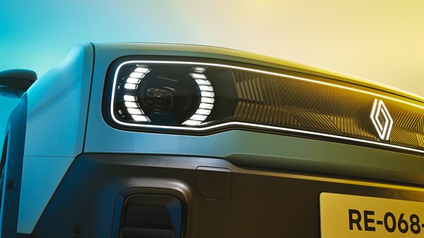 lighting signature - Renault 4 E-Tech electric