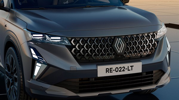 front grille - Renault Espace full hybrid E-Tech